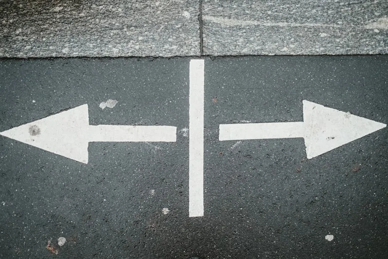 Studienkolleg vs. Programas de Acceso (Pathway): ¿Qué Ruta Elegir? (2026)